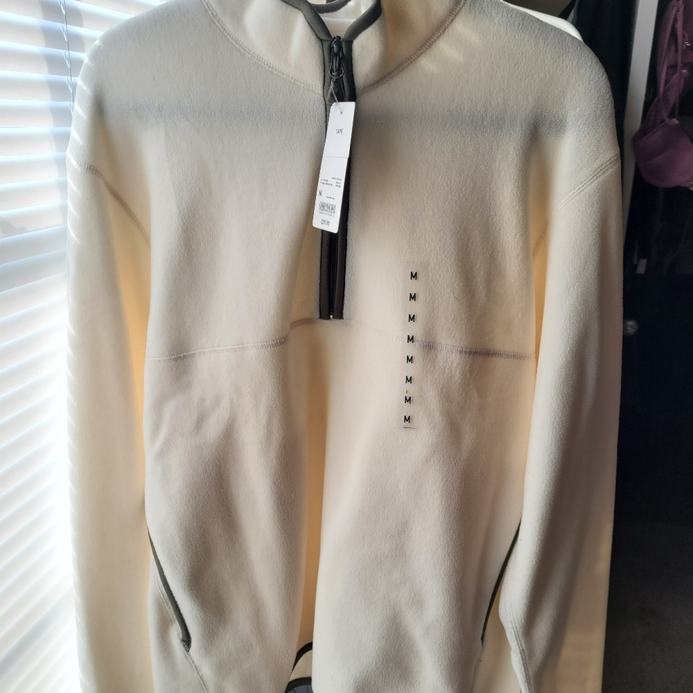 Uniqlo fleece quarterzip